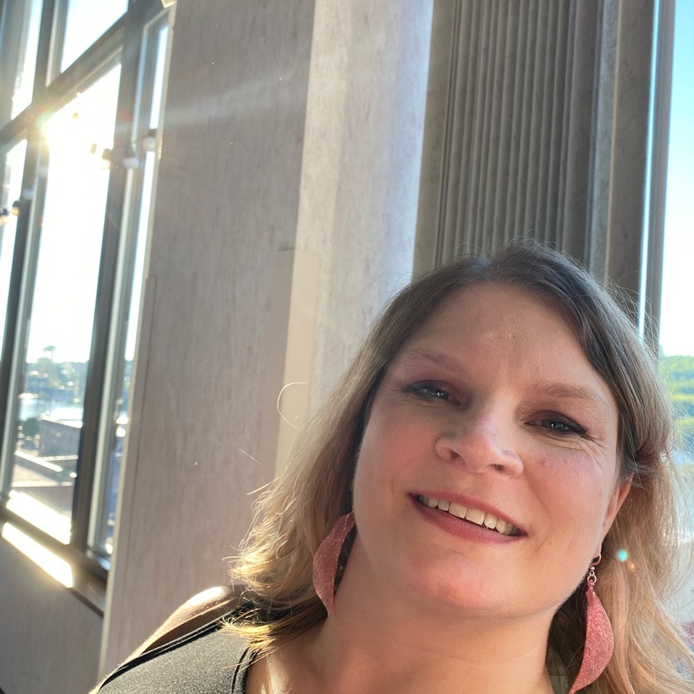 Meet your Posher, Carol